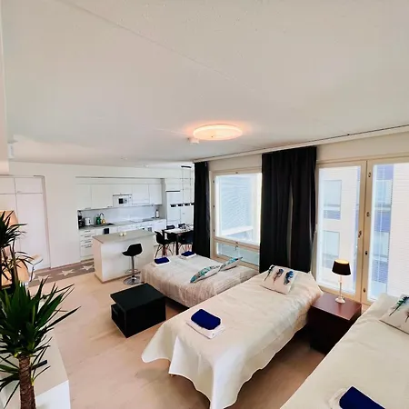 With Good Location For Families And Groups *