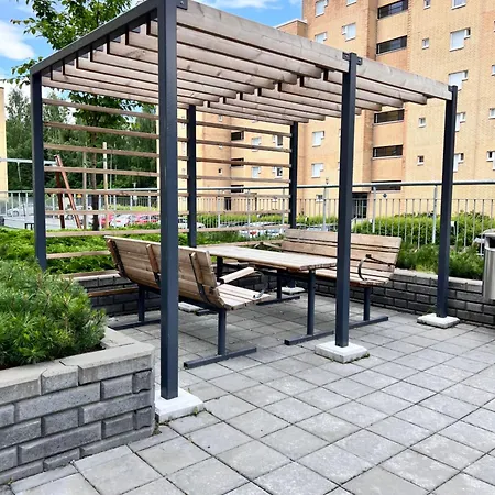 With Good Location For Families And Groups Apartment *